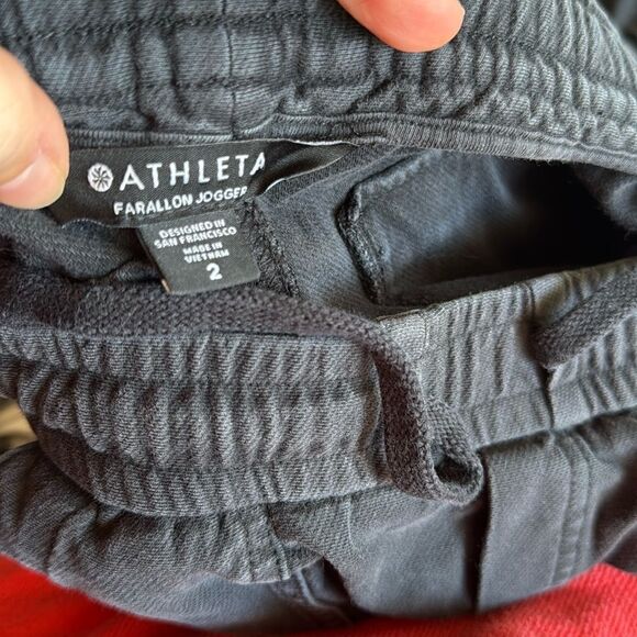 Athleta Farallon Jogger Black 2 - Picture 8 of 8